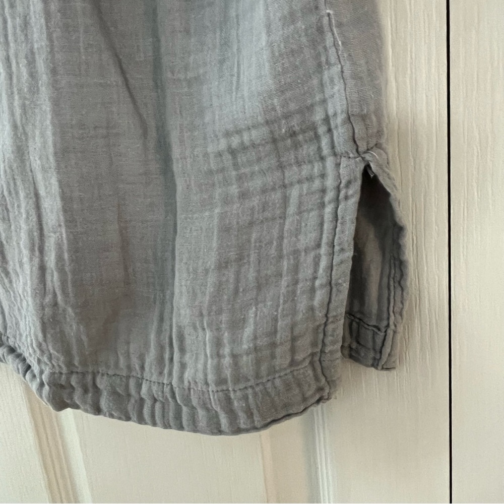 Asos Design Gray Gauzy Cotton Short Sleeve Button-Up Women Shirt Size 4. - Picture 4 of 6